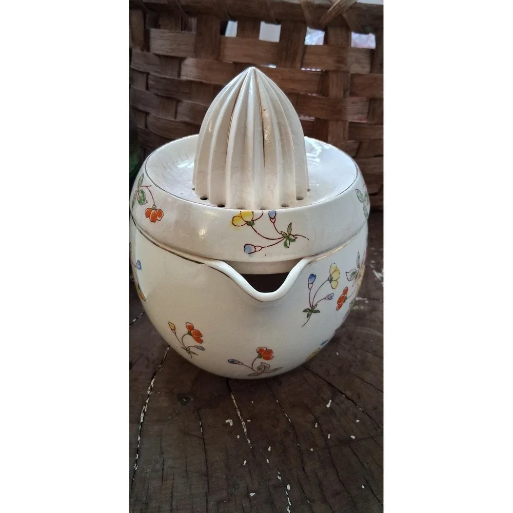 Vintage Large 2 Piece Porcelain Flowered Hand Juicer/ Spout & Handle Japan 1920s